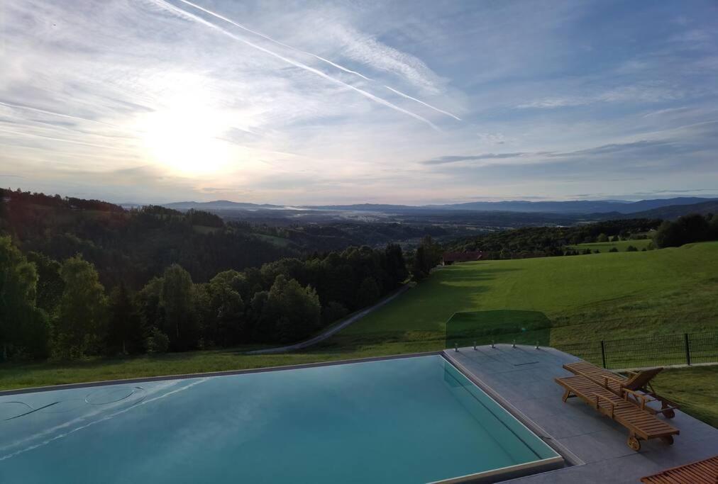 Chalet-Suedsteiermark - Traumhafte Aussicht, Infinity Pool, Privatsphaere, Klima Und De-Luxe Ausstattung Schwanberg Экстерьер фото